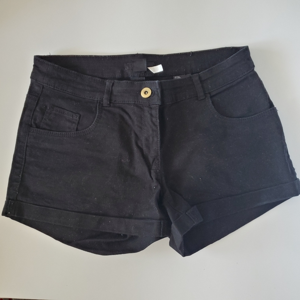 H&M Classic Black Mini Shorts